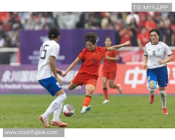 2017年中国足球队与乌兹别克斯坦队精彩对决视频回顾与分析